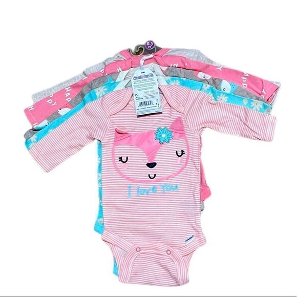 Gerber 5 pc. Long Sleeve Onesies Set​​​​​​ - Picture 1 of 7